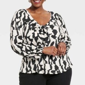Ava & Viv Black and White Patterned Blouse